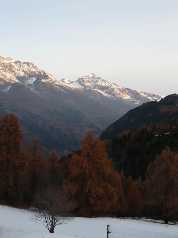 Apartamento Il Balcone Delle Alpi Oulx Habitación foto